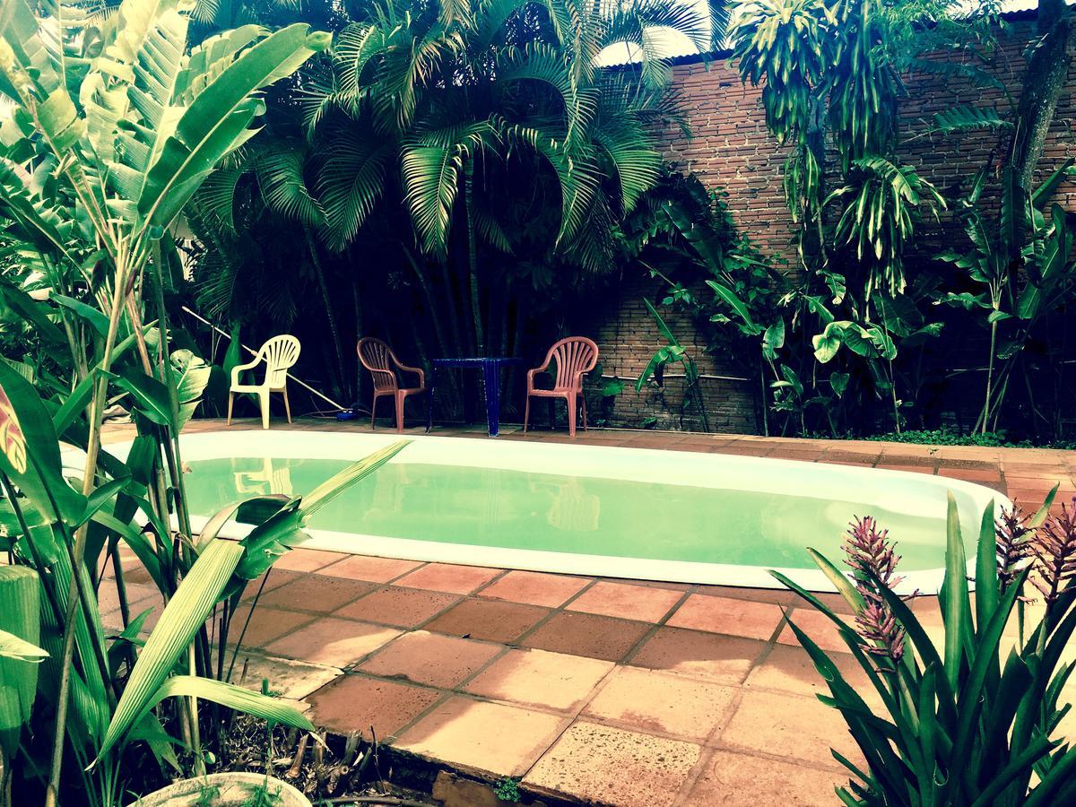 Garden Stone Hostel Puerto Iguazu Exterior photo